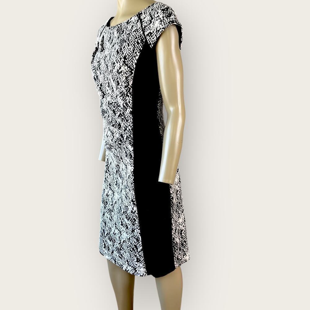 Donna Ricco Cap Sleeve Ruched Waist Sheath Dress Stretch Size 10 Black Abstract - Picture 3 of 16